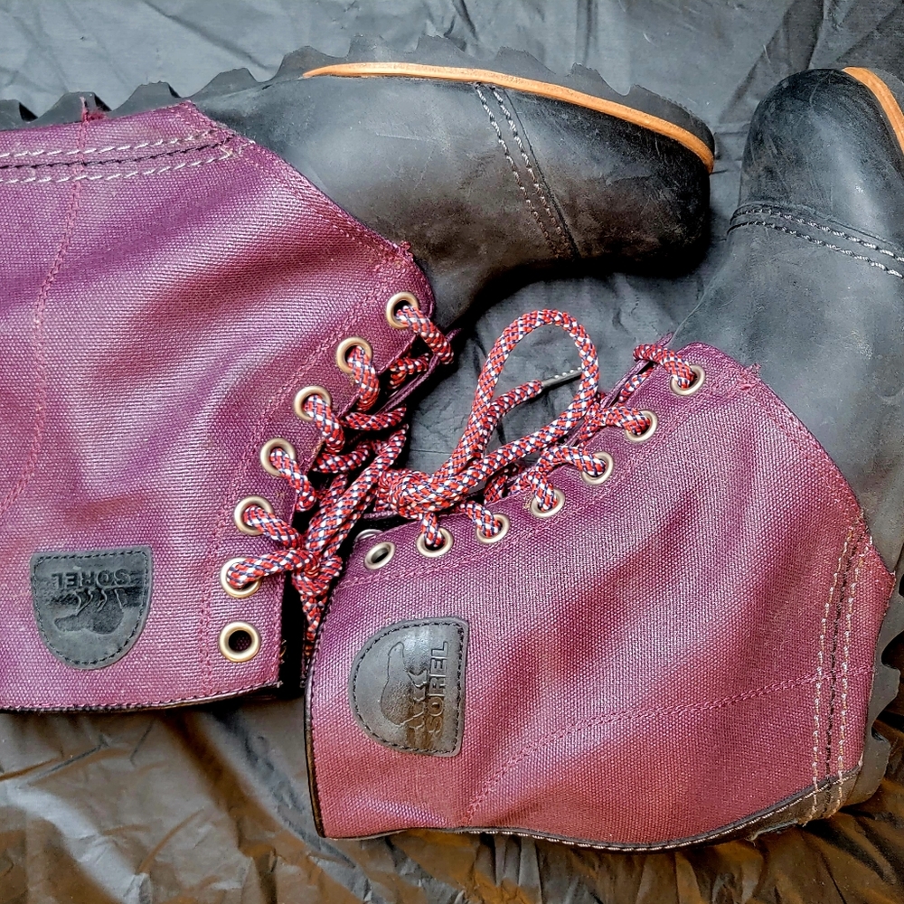 Sorel wedges Lexi?
